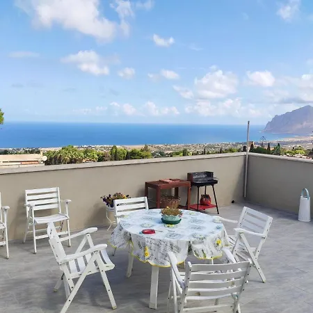 Apartment Il Ficodindia Bianco-appartamento Con Terrazza *